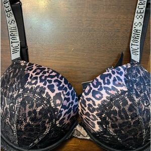 Victoria’s Secret size 38C